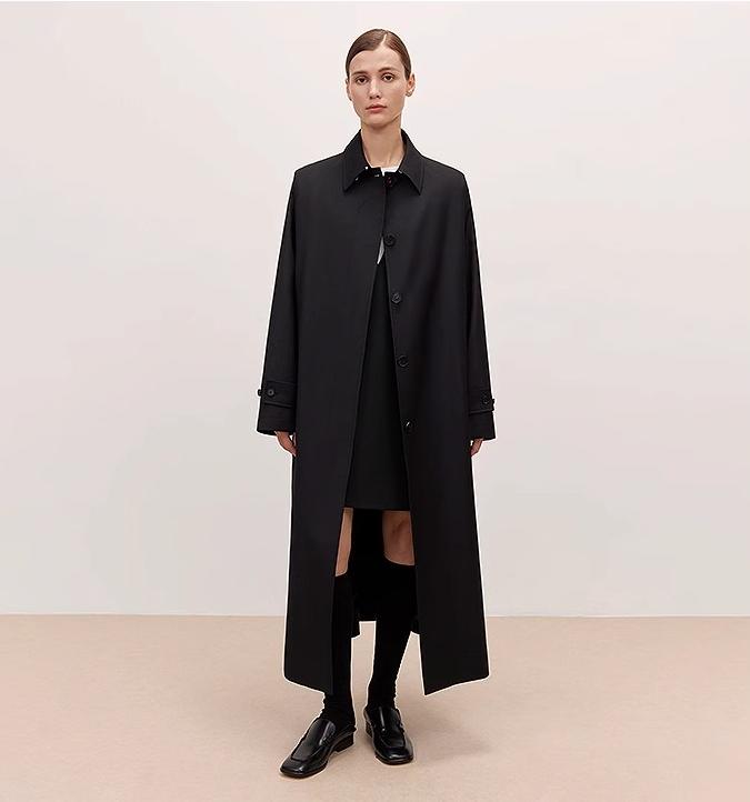 Firelady Fur Fragrant Moment coat, stylish outerwear with a luxurious design, featuring plush fabric and elegant detailing.