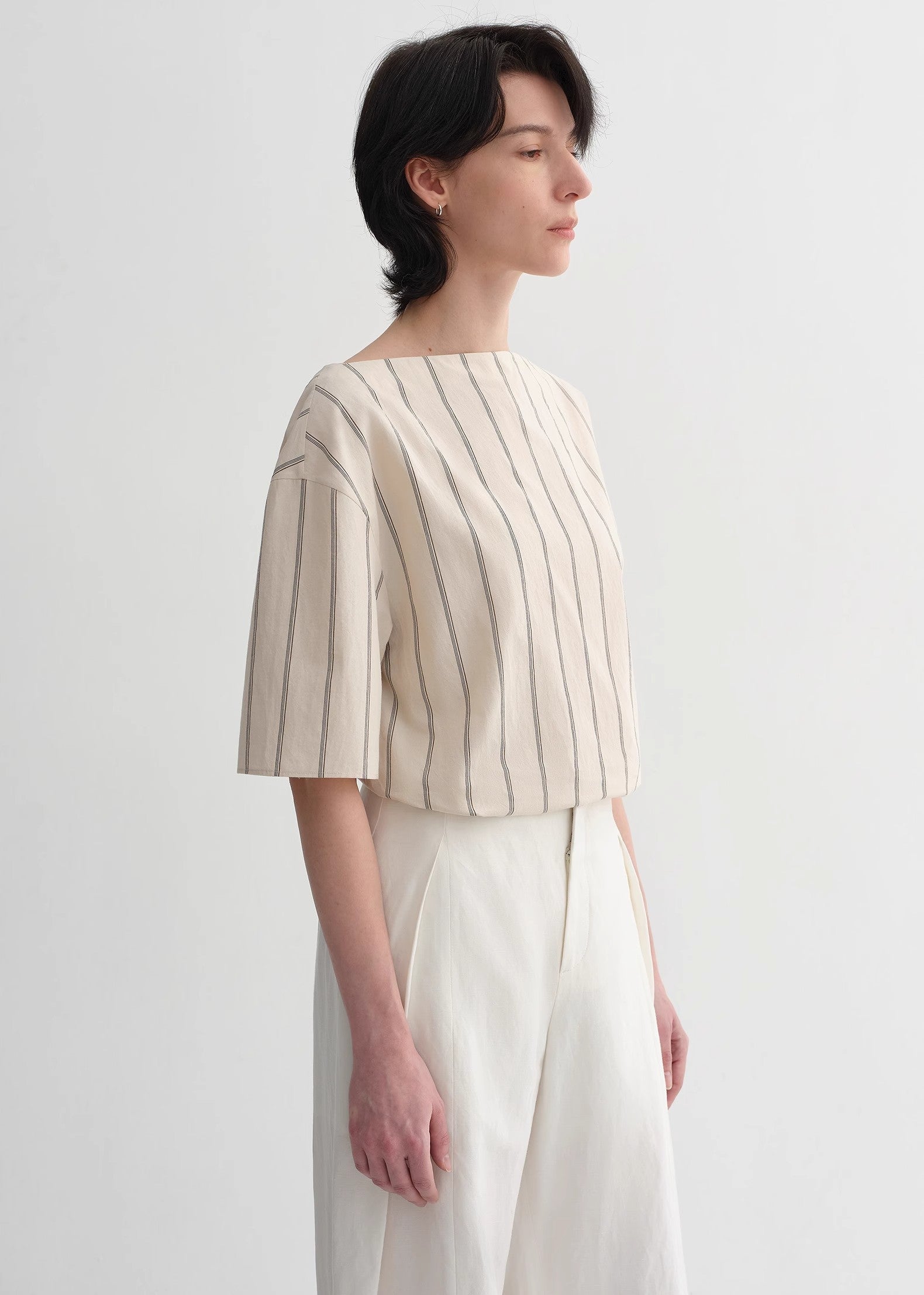 High-intelligence, relaxed, simple, high-quality, long-staple cotton, short-sleeved shirt for women-4