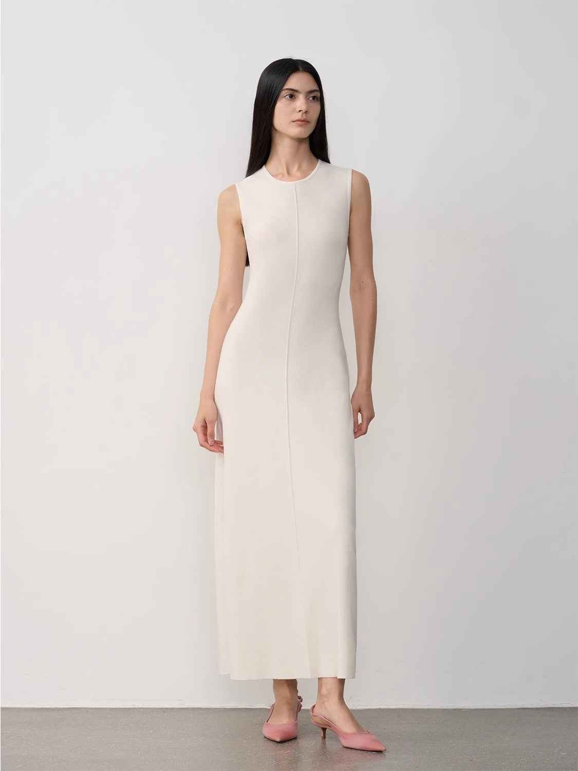 Firelady Fur Merino wool knit dress for women, featuring a cozy, textured fabric and a stylish, casual fit.